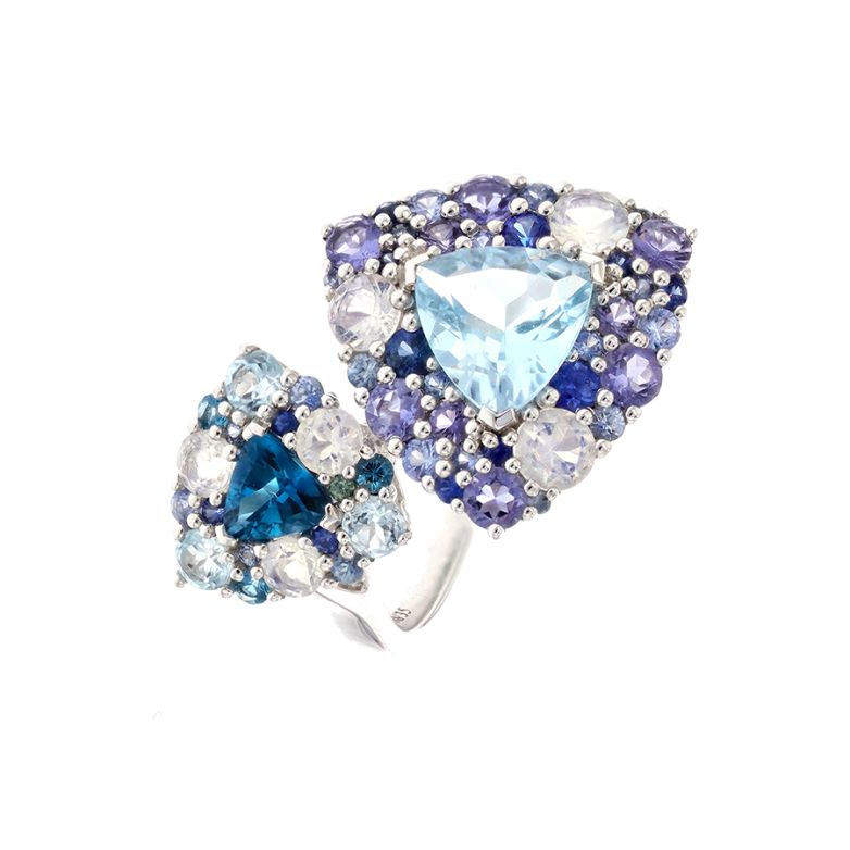 Acheter Bague ISABELLE LANGLOIS saphirs et pierres fines or blanc 4.57g Comme neuf - 2860,00 € Bague ISABELLE LANGLOIS saphirs et pierres fines or blanc 4.57g Comme neuf - reconditionné disponible sur Gemme Les Bijoux